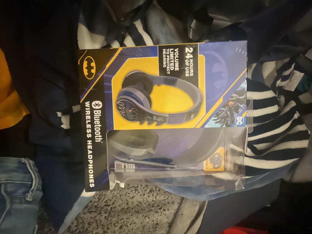 Batman Kids Volume Limiting Bluetooth Wireless Headphones with Microphone